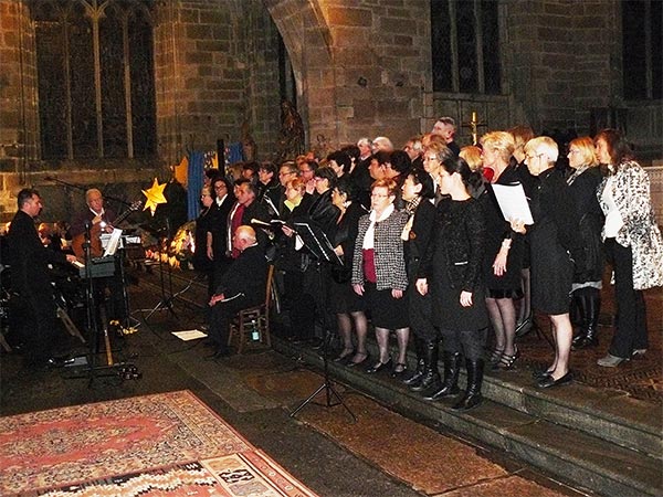 Heebok avec la chorale Hennebont Gospel in Paradise